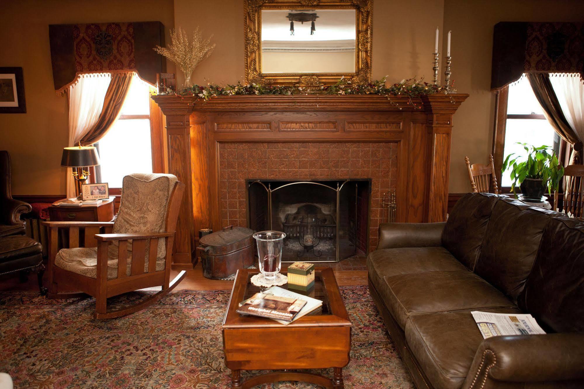 Westphal Mansion Inn Bed & Breakfast Hartford Εξωτερικό φωτογραφία