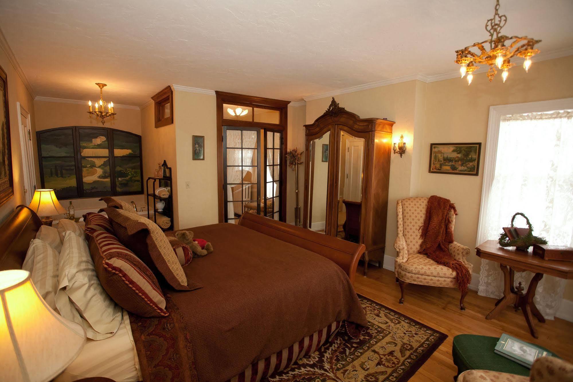 Westphal Mansion Inn Bed & Breakfast Hartford Εξωτερικό φωτογραφία