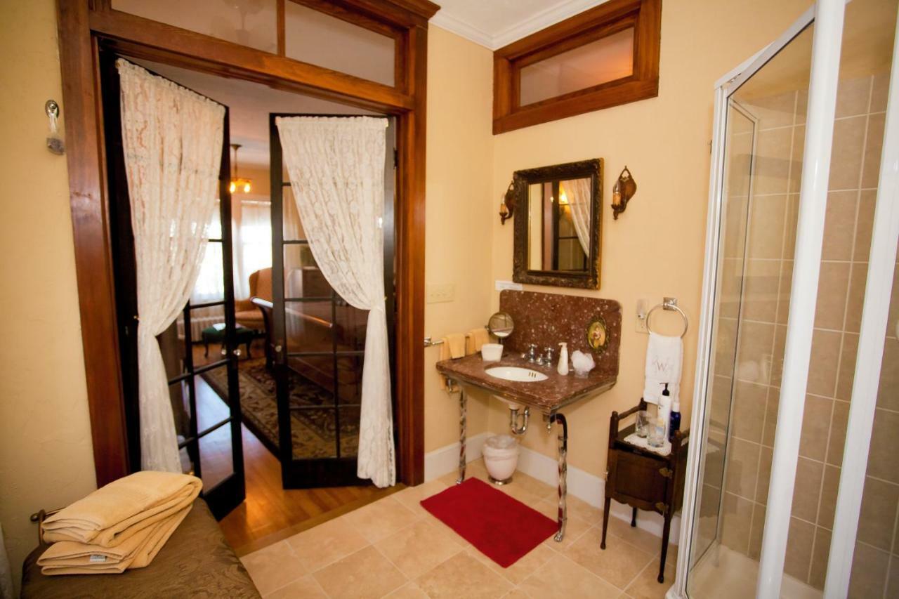 Westphal Mansion Inn Bed & Breakfast Hartford Εξωτερικό φωτογραφία